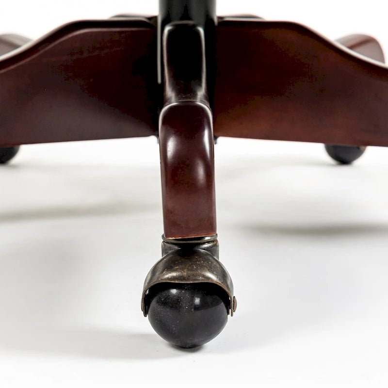 Sedia da ufficio classica direzionale con schienale alto e design wingback