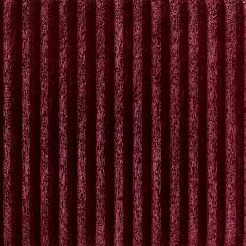 Poltrona moderna e glamour imbottita in velluto